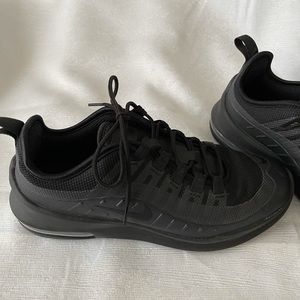 Black Nike Air Max’s